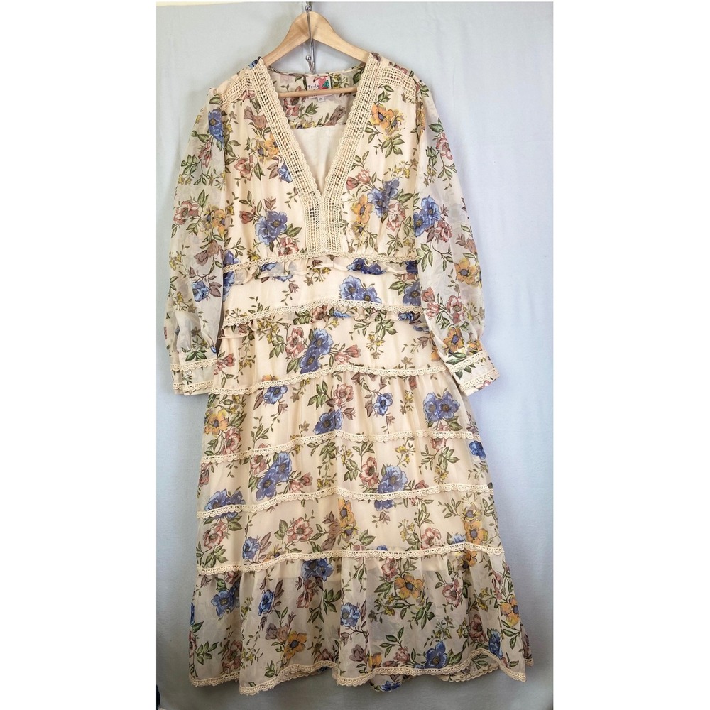 Truly 4 You Floral Tiered Midi Dress Womens 2X Cream Crochet Lace V-Neck Chiffon